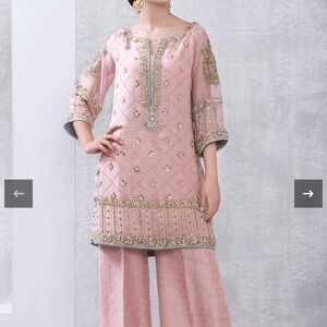 Elegant Pink Embellished Wedding Dress